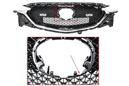 Решетка радиатора Mazda CX5  03/17-> (с хром. молдингом) (С ДЕФЕКТОМ)